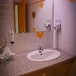 Hotell Logis Restaurant La Petite Alsace