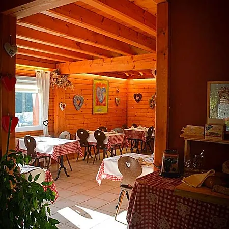 Hotel Logis Restaurant La Petite Alsace Le Hohwald