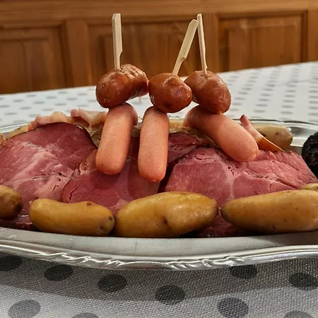 Hotel Logis Restaurant La Petite Alsace 3*