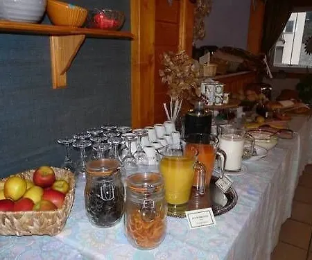 Logis Restaurant La Petite Alsace Hotel 3*
