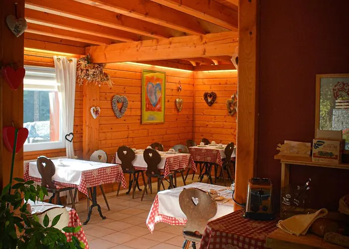 Logis Restaurant La Petite Alsace Hotel Le Hohwald