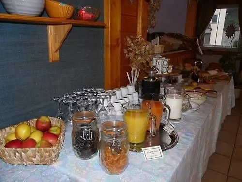 Logis Restaurant La Petite Alsace Hotel 3*